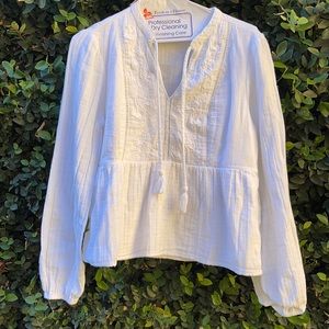 Hollister White on White Embroidery Peasant Blouse size medium